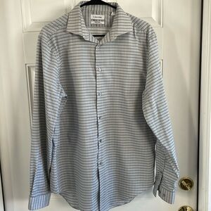 Men’s Calvin Klein shirt